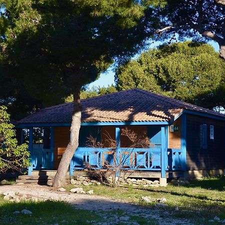 Martigues, Les Chalets De La Mer **** Buitenkant foto